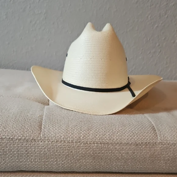 Women's Cream Straw Cowboy Hat with Black Hatband - Picture 1 of 10
